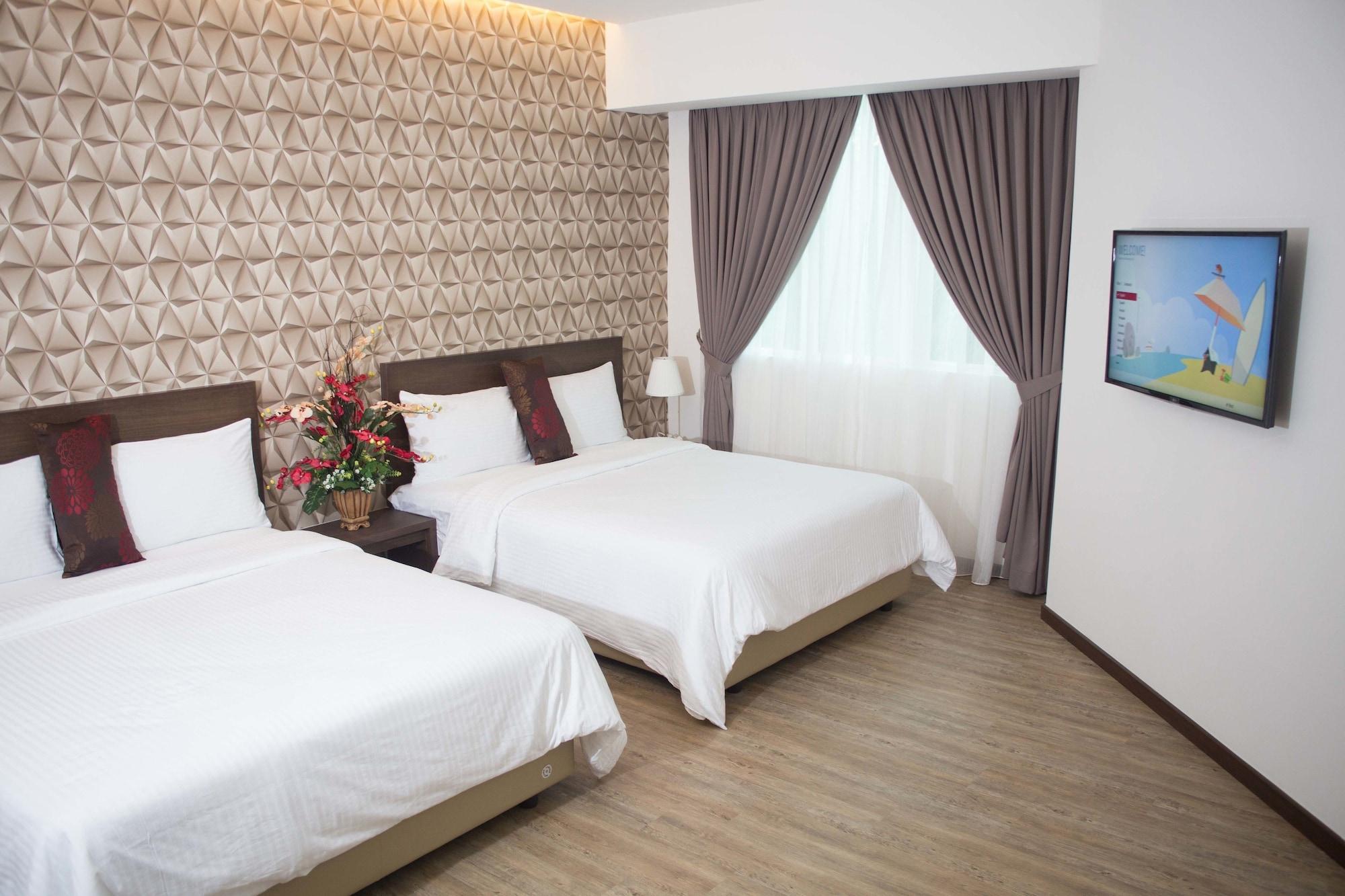 Qlassic Hotel Sepang Bagian luar foto