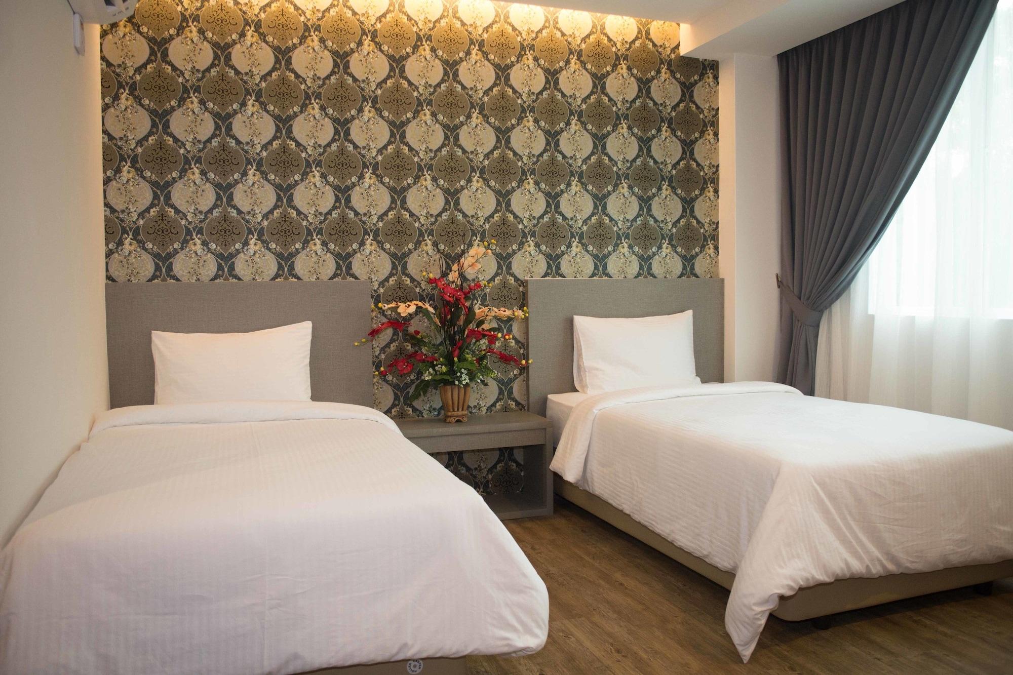 Qlassic Hotel Sepang Bagian luar foto